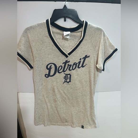 Genuine Detroit Sports Tee - Picture 1 of 5